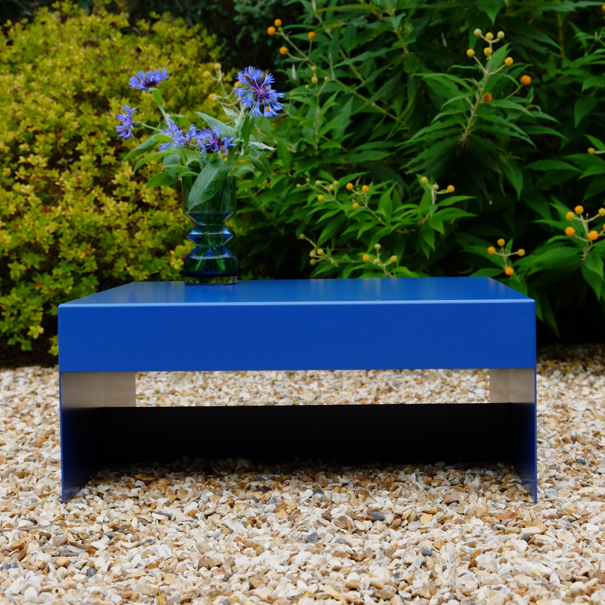 Single Form Coffee Table